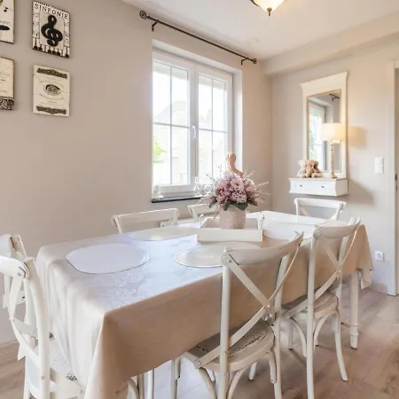 Inviting Holiday In With Garden Nieuwpoort