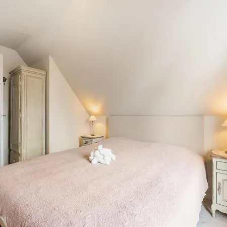 Feriehus Inviting Holiday In With Garden Nieuwpoort