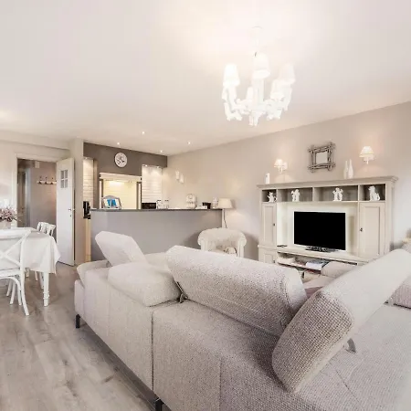 Feriehus Inviting Holiday In With Garden